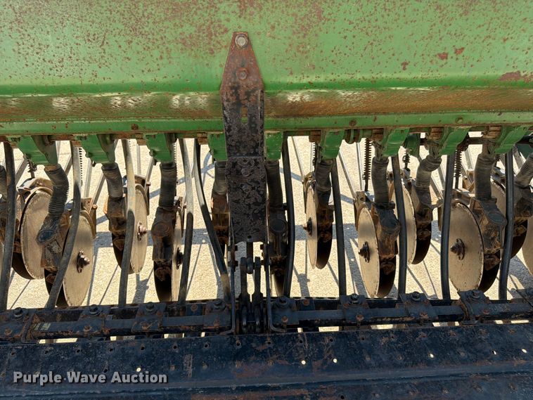 image for item FK3139 John Deere 8200 grain drill