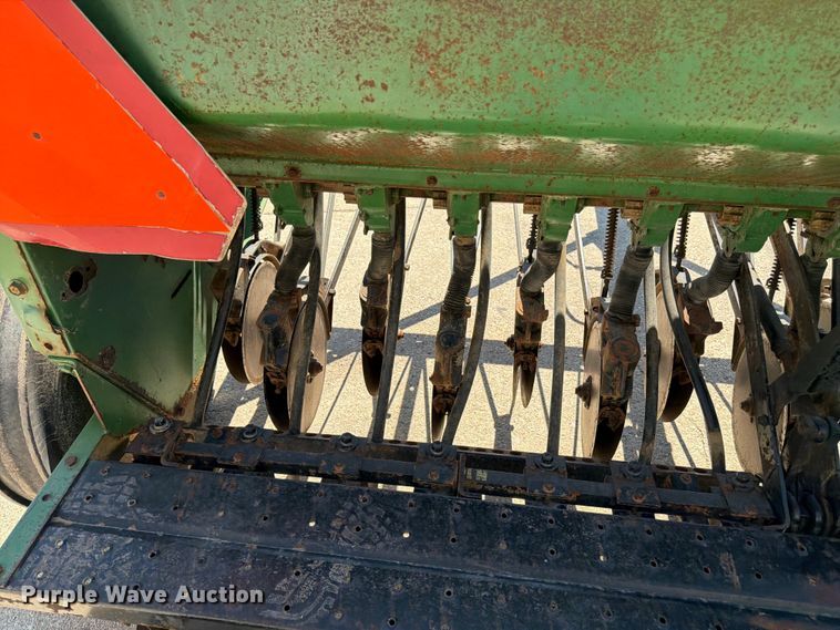 image for item FK3139 John Deere 8200 grain drill