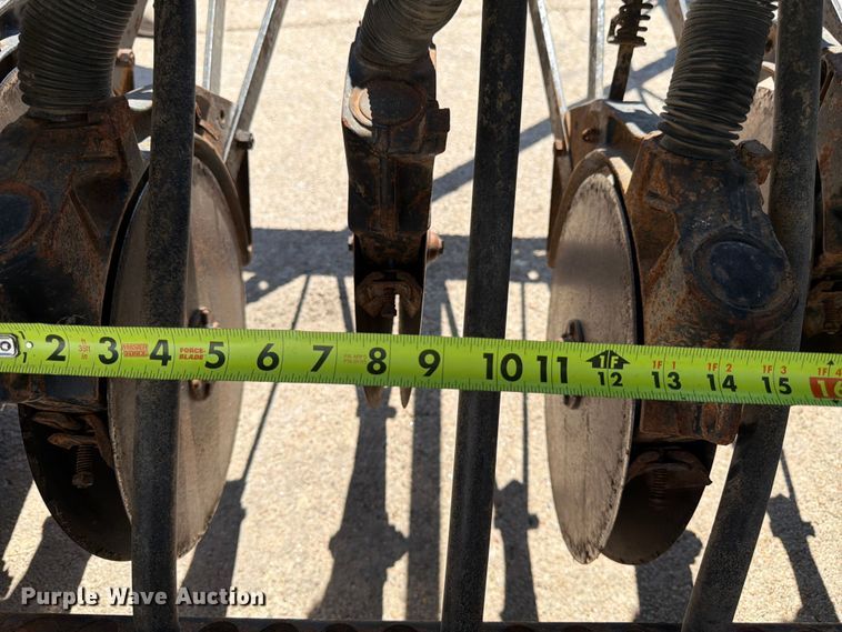 image for item FK3139 John Deere 8200 grain drill