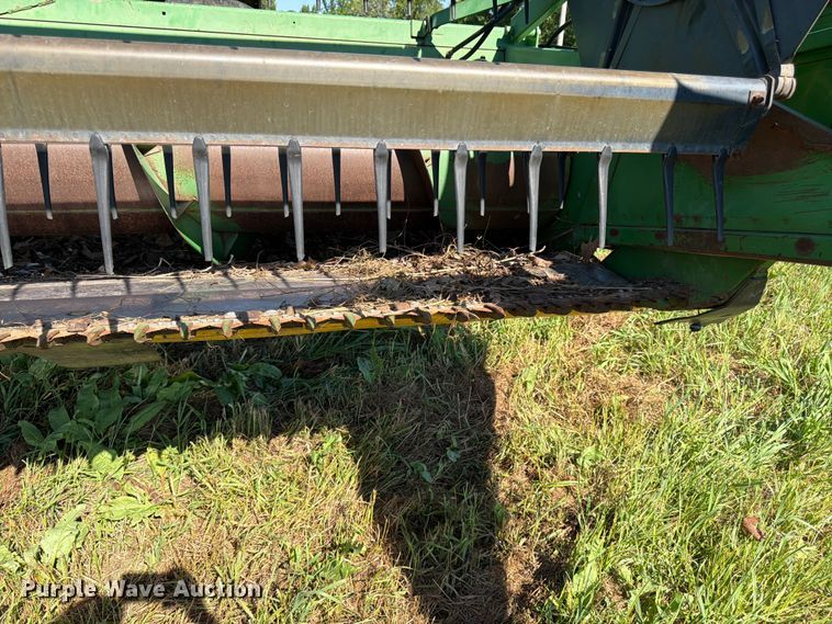 image for item FK3162 1988 John Deere 7720 combine