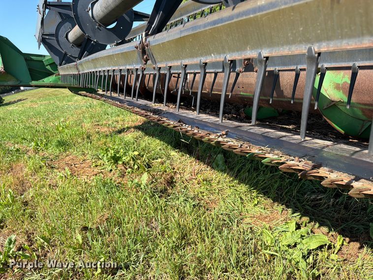image for item FK3162 1988 John Deere 7720 combine