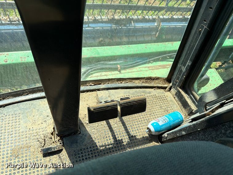 image for item FK3162 1988 John Deere 7720 combine