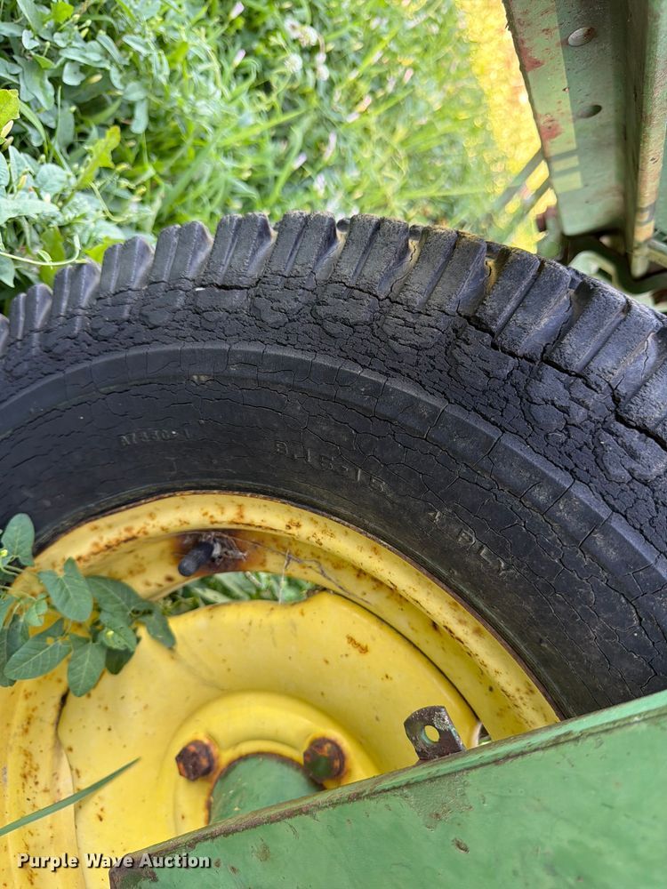 image for item FK3171 John Deere P1250 planter
