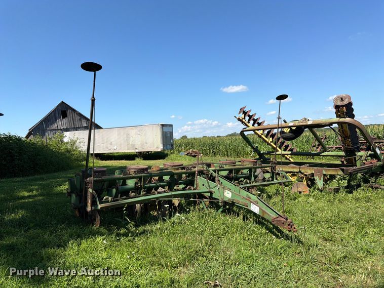 image for item FK3173 John Deere EP1F1 planter