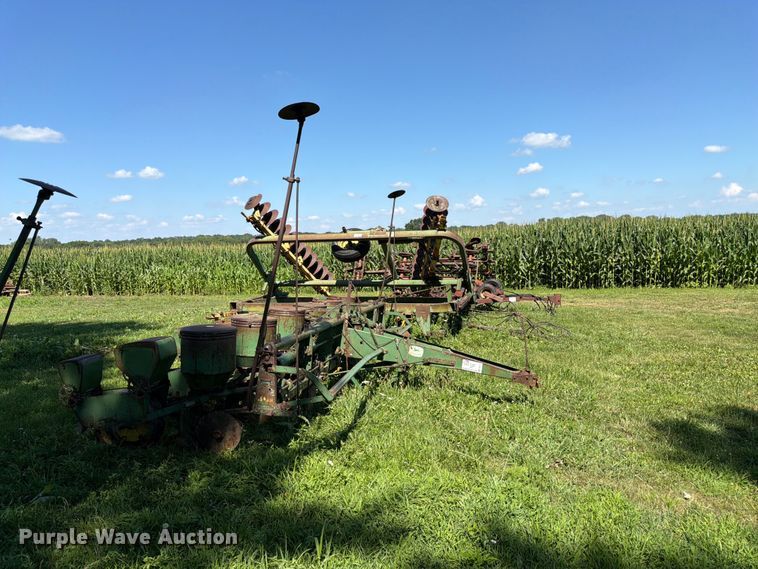 image for item FK3173 John Deere EP1F1 planter