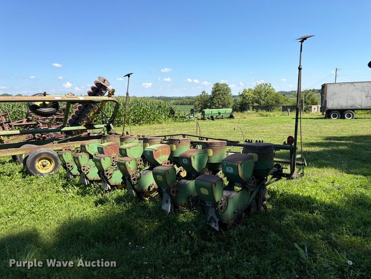 image for item FK3173 John Deere EP1F1 planter