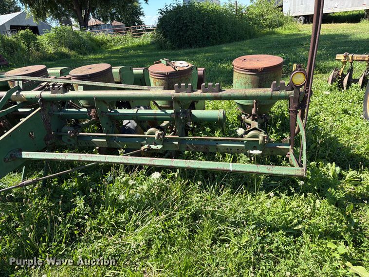 image for item FK3173 John Deere EP1F1 planter