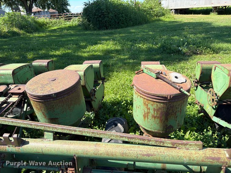 image for item FK3173 John Deere EP1F1 planter
