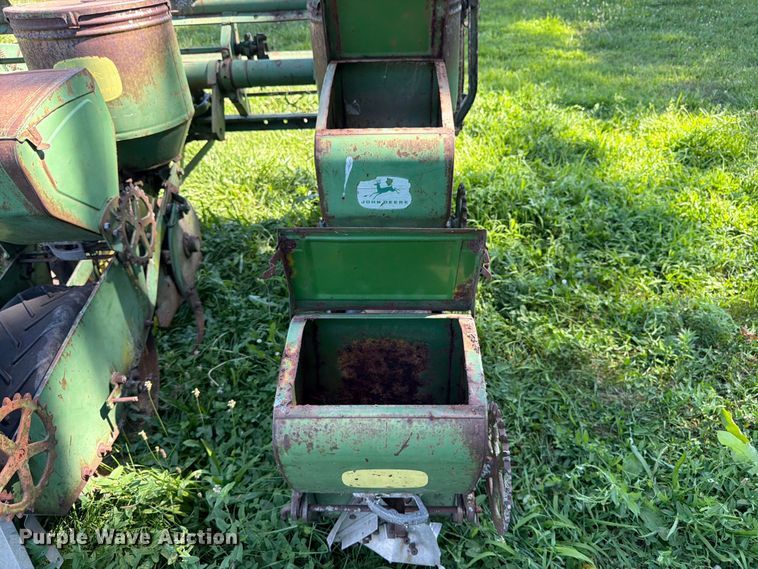 image for item FK3173 John Deere EP1F1 planter