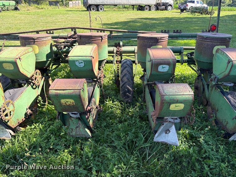 image for item FK3173 John Deere EP1F1 planter