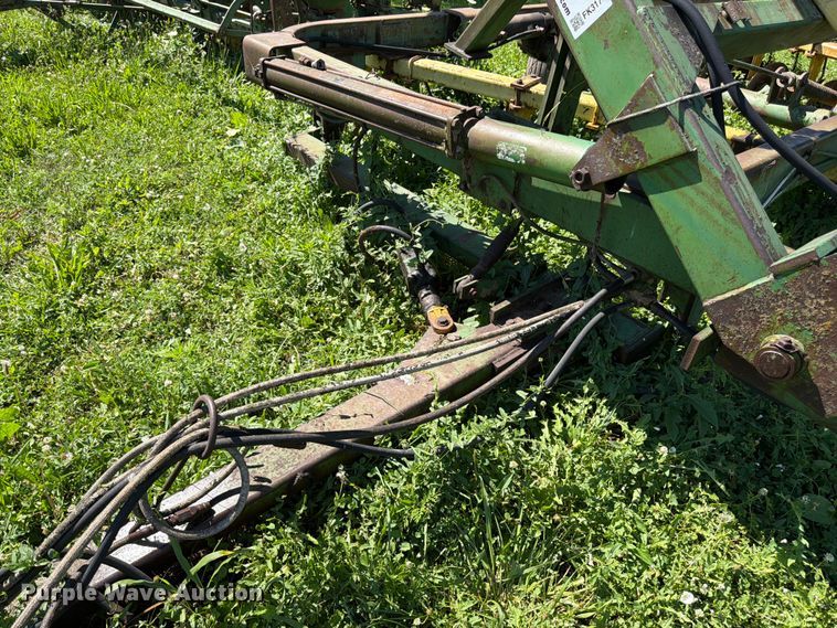 image for item FK3174 John Deere tandem disk