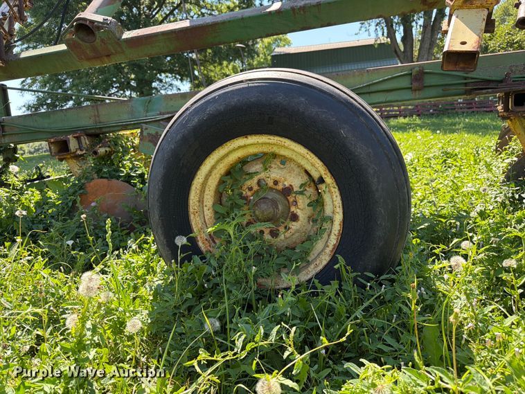 image for item FK3174 John Deere tandem disk