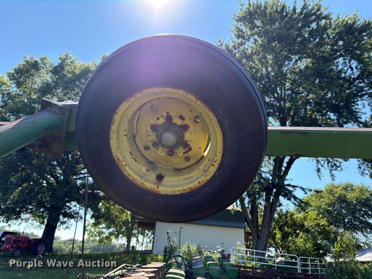 image for item FK3174 John Deere tandem disk