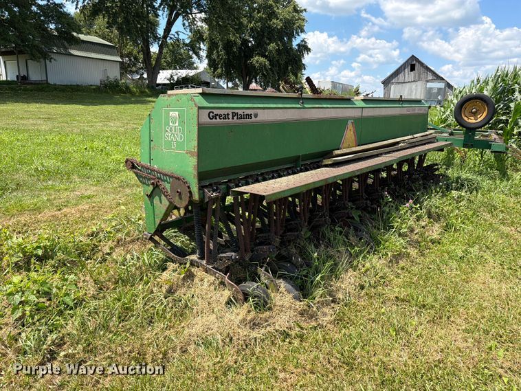 image for item FK3177 Great Plains Solid Stand 15 grain drill