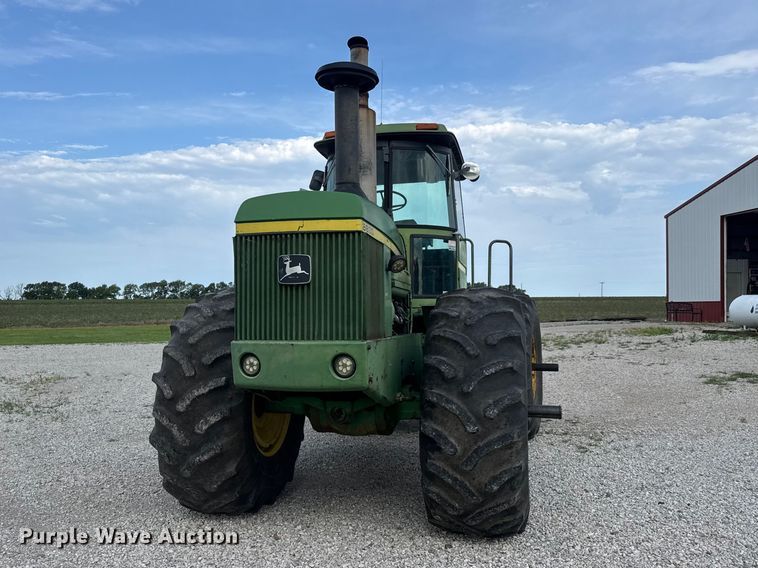 image for item MZ9700 1975 John Deere 8630 4WD tractor
