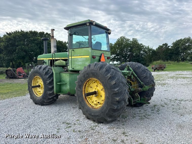 image for item MZ9700 1975 John Deere 8630 4WD tractor