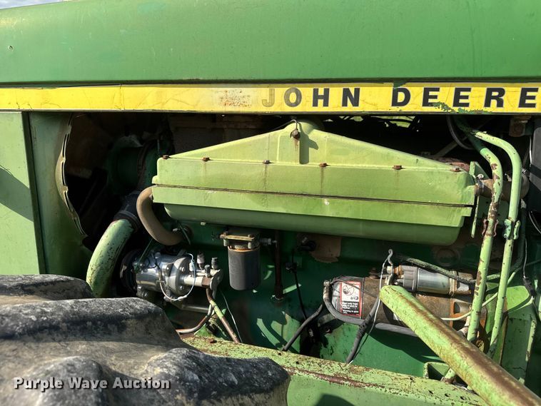 image for item MZ9700 1975 John Deere 8630 4WD tractor