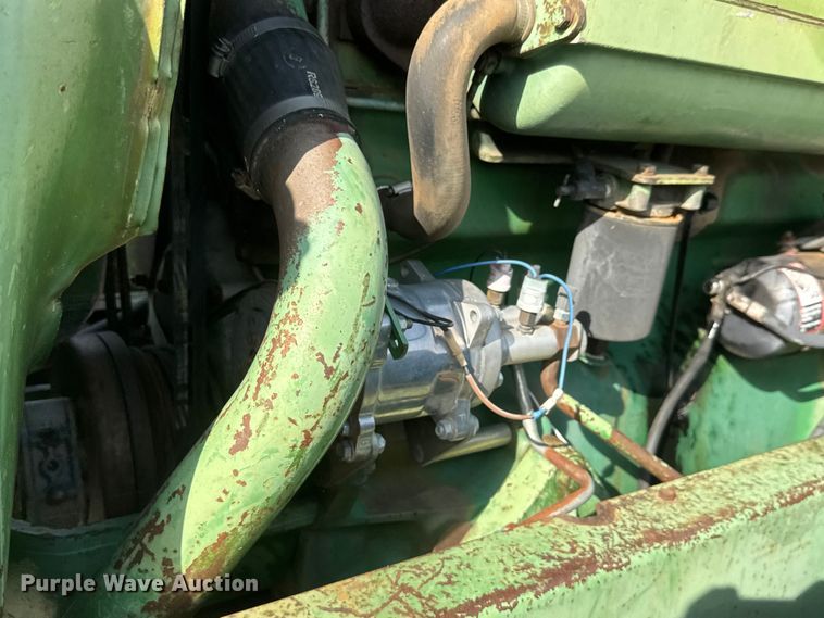 image for item MZ9700 1975 John Deere 8630 4WD tractor