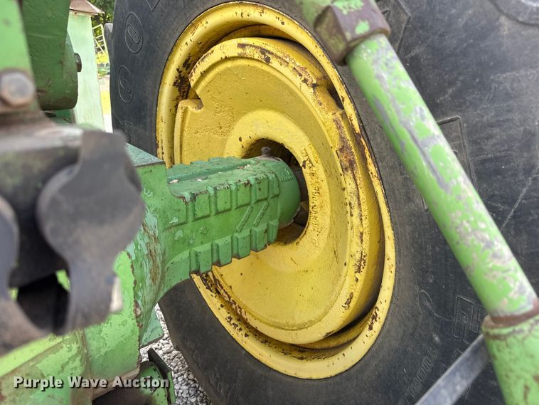 image for item MZ9700 1975 John Deere 8630 4WD tractor