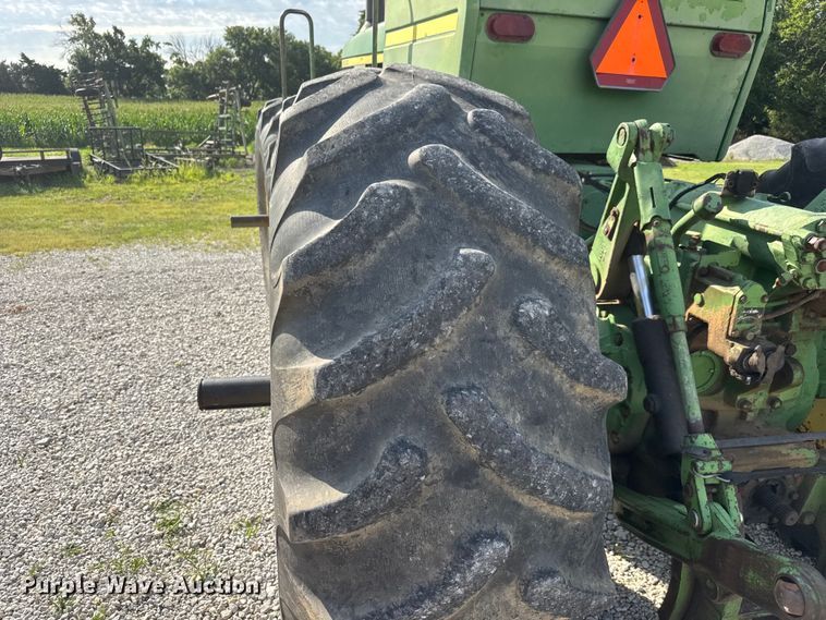 image for item MZ9700 1975 John Deere 8630 4WD tractor