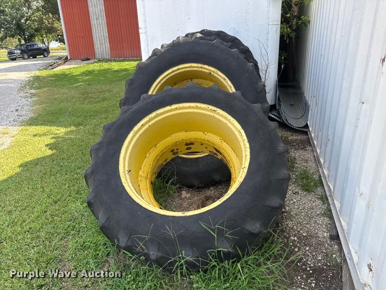 image for item MZ9700 1975 John Deere 8630 4WD tractor
