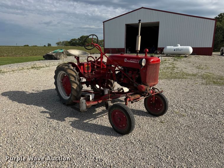 image for item MZ9701 1947 International Harvester Farmall Cub tractor