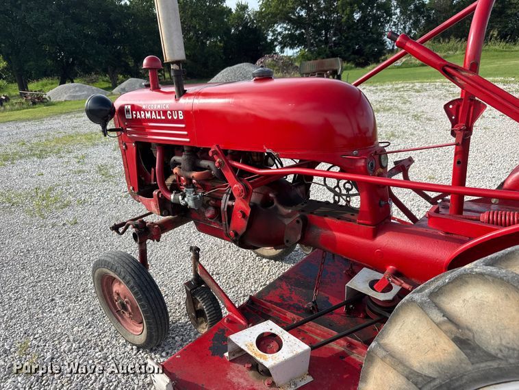image for item MZ9701 1947 International Harvester Farmall Cub tractor