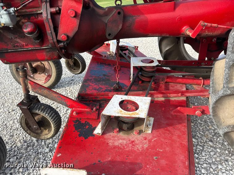 image for item MZ9701 1947 International Harvester Farmall Cub tractor