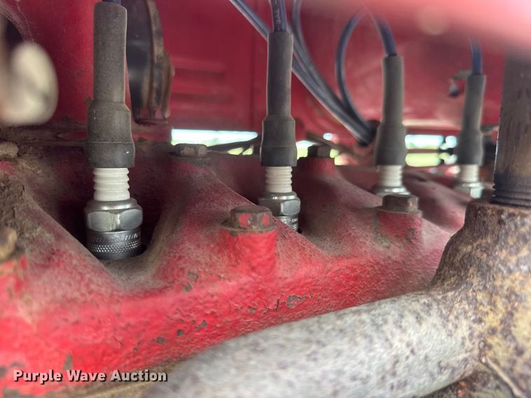 image for item MZ9701 1947 International Harvester Farmall Cub tractor
