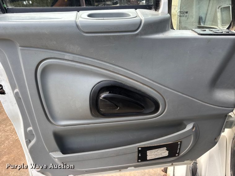 image for item NA9432 2007 International 8600 semi truck