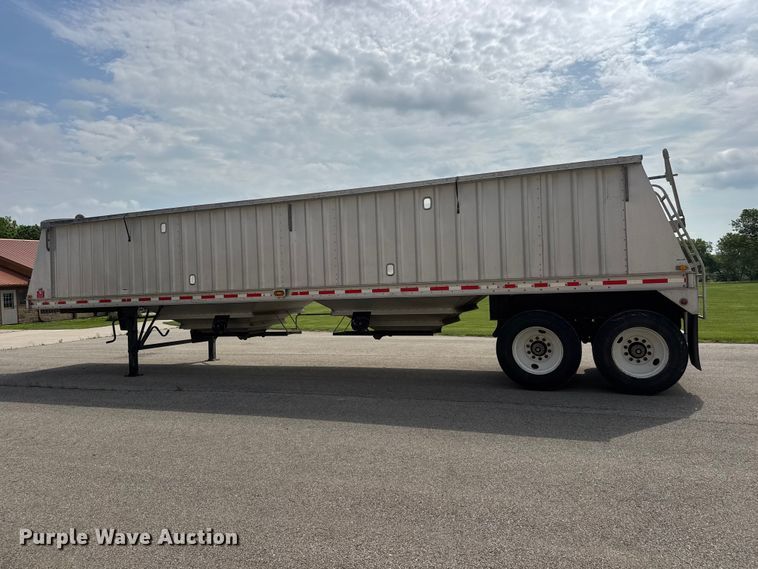 image for item NA9433 2017 Neville Built  grain trailer