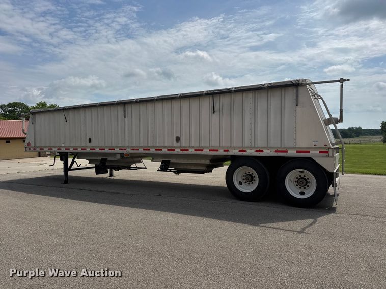 image for item NA9434 2019 Neville Built grain trailer