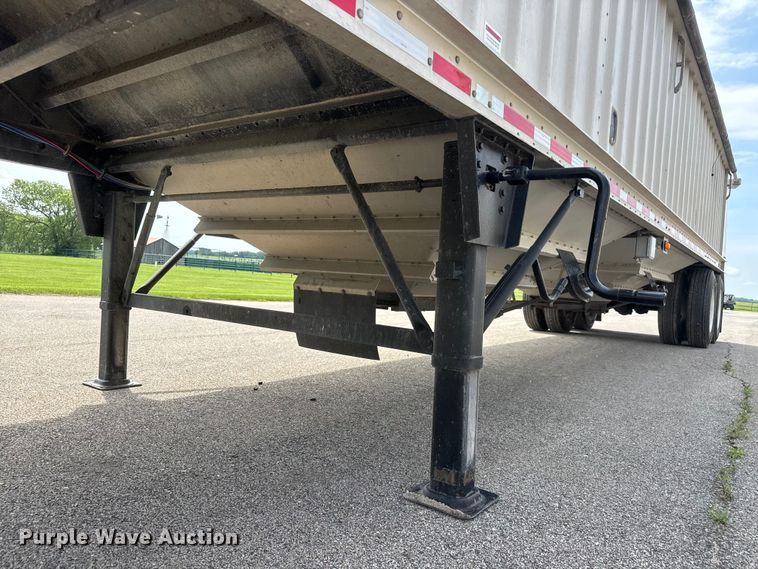 image for item NA9434 2019 Neville Built grain trailer