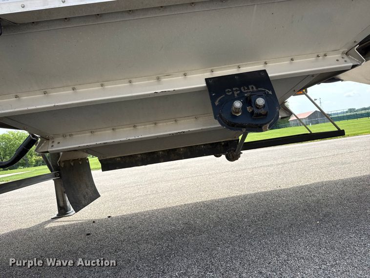 image for item NA9434 2019 Neville Built grain trailer