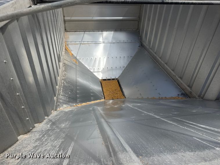 image for item NA9434 2019 Neville Built grain trailer