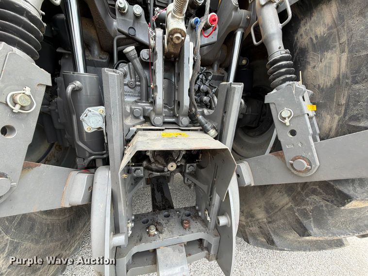 image for item NA9436 2016 Challenger 1038 MFWD tractor