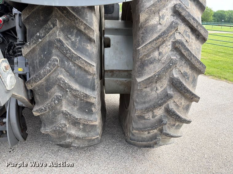image for item NA9436 2016 Challenger 1038 MFWD tractor