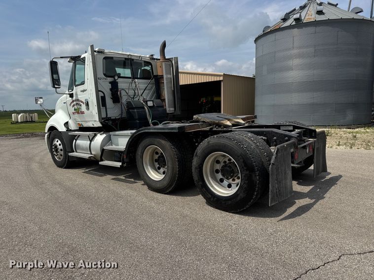 image for item NA9437 2013 International ProStar+ 122 semi truck
