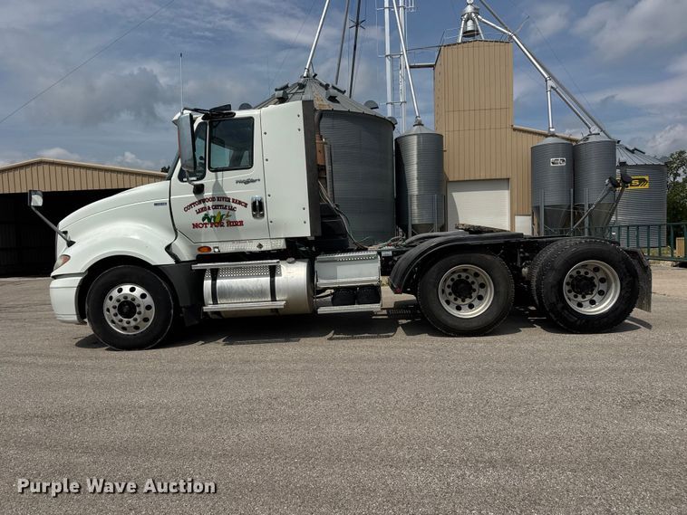 image for item NA9437 2013 International ProStar+ 122 semi truck