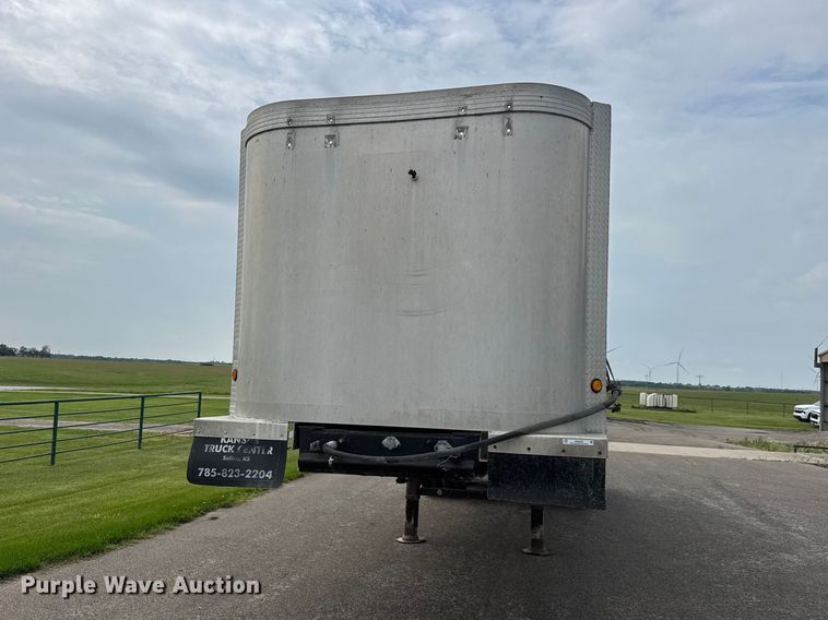 image for item NA9438 1989 Travis 28FT-S-96-FT-TA end dump trailer
