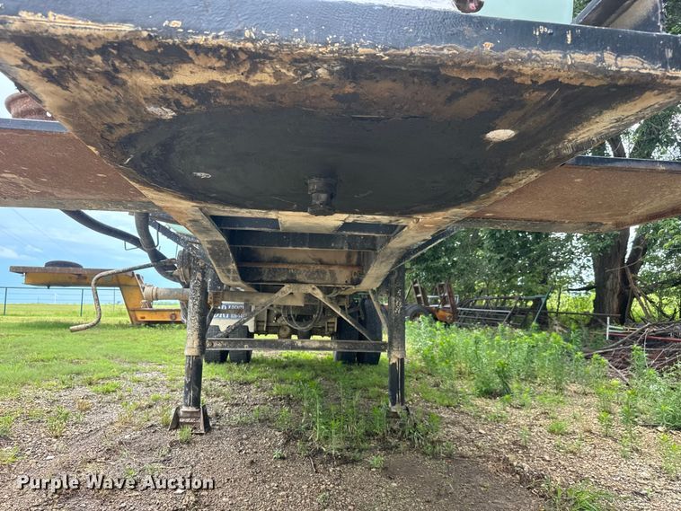 image for item NA9439 Nurse tank trailer