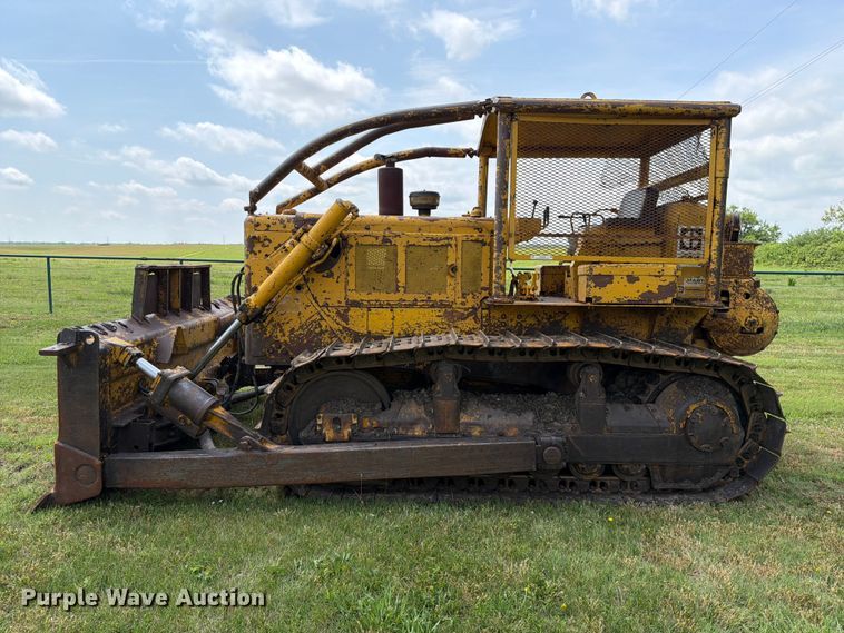image for item NA9440 1970 Caterpillar D6C dozer