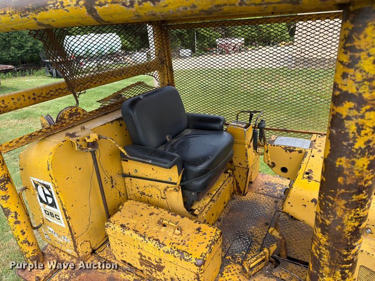 image for item NA9440 1970 Caterpillar D6C dozer