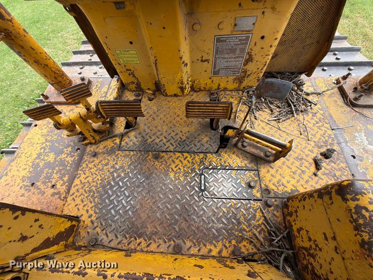 image for item NA9440 1970 Caterpillar D6C dozer