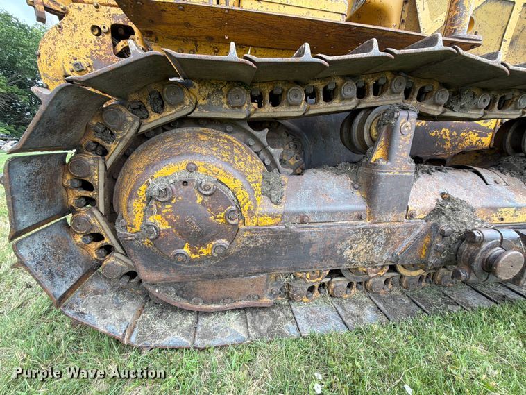 image for item NA9440 1970 Caterpillar D6C dozer