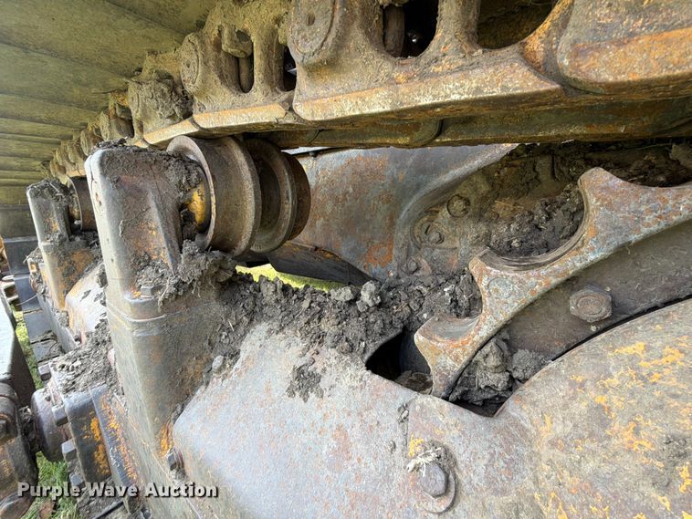 image for item NA9440 1970 Caterpillar D6C dozer