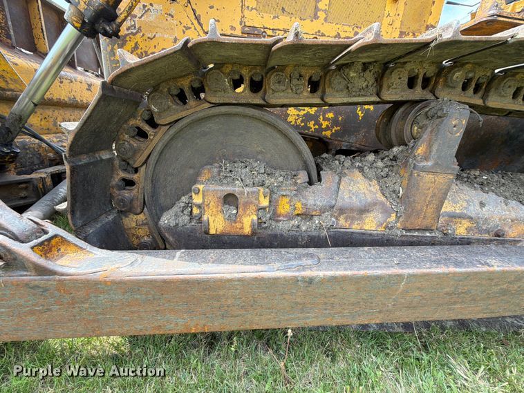 image for item NA9440 1970 Caterpillar D6C dozer