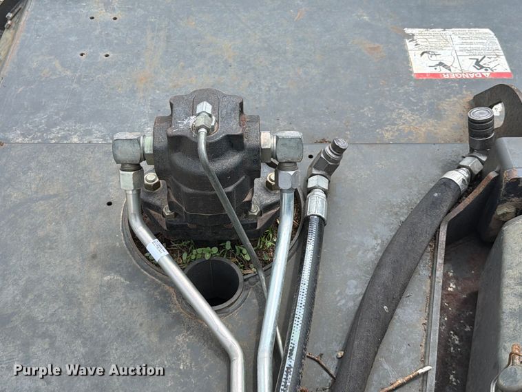 image for item NA9443 2016 Bobcat 80 skid steer rotary mower