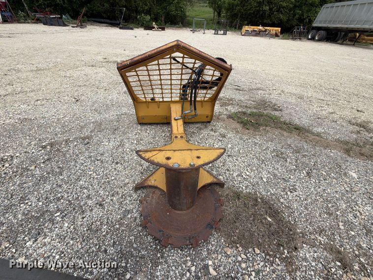 image for item NA9444 2012 Turbo Saw RT skid steer tree saw