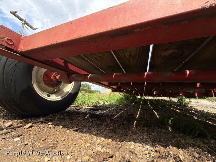 image for item NA9455 Bulldog 190 header trailer